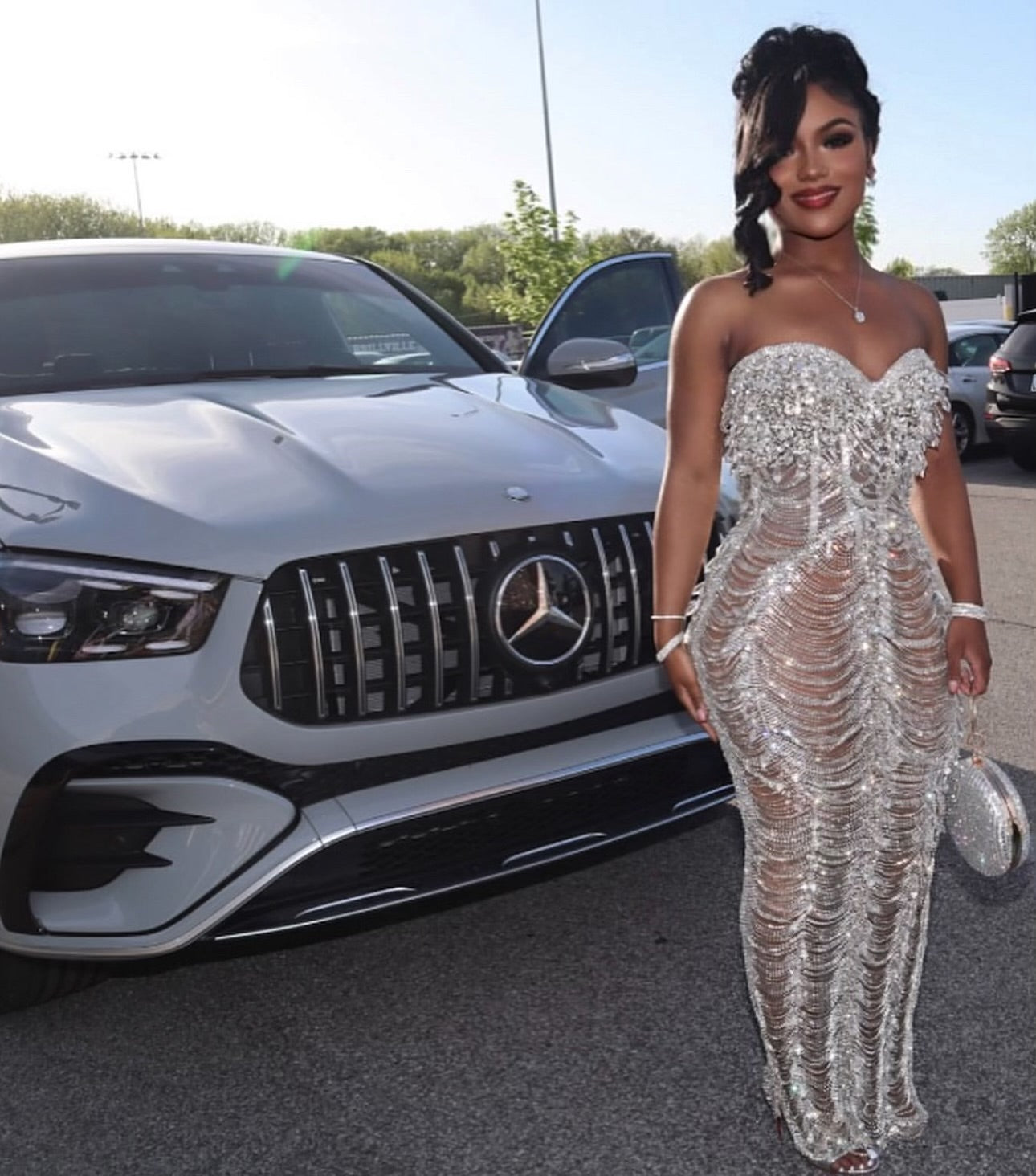 Diamond Chain Haute Couture Gown
Fall 2023 Collection DEPOSIT ONLY